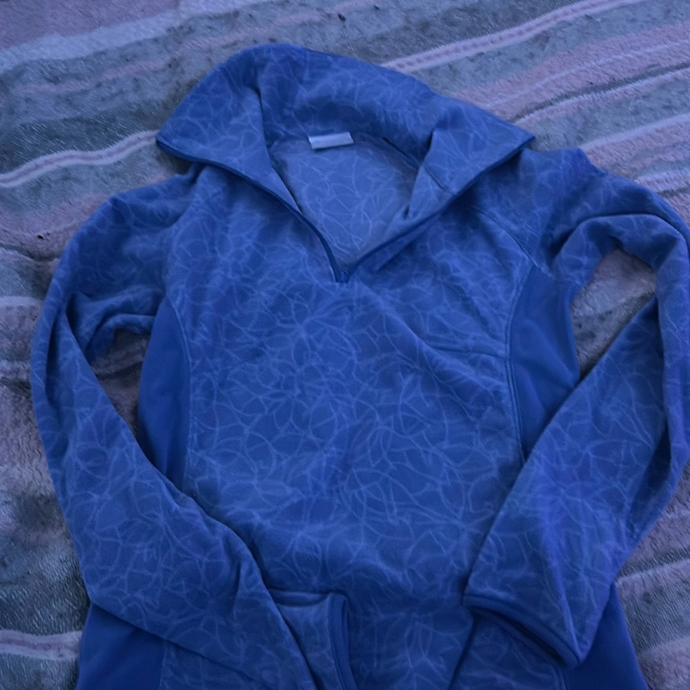 Columbia sweater